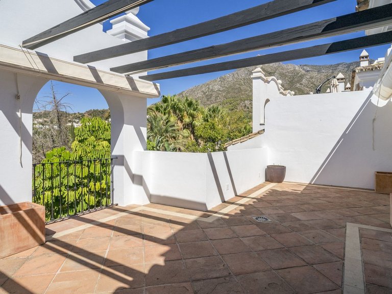 Apartment for Sale in Marbella, Malaga 8