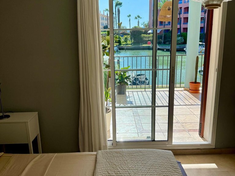 Apartment for Sale in Sotogrande Marina, Malaga 4