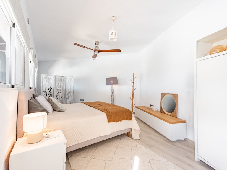 Villa for Sale in Istán, Malaga 16
