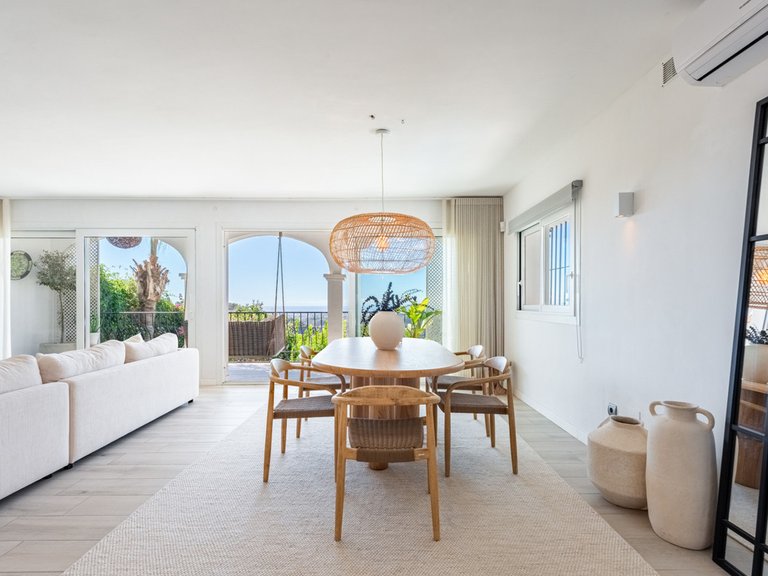 Villa for Sale in Istán, Malaga 7