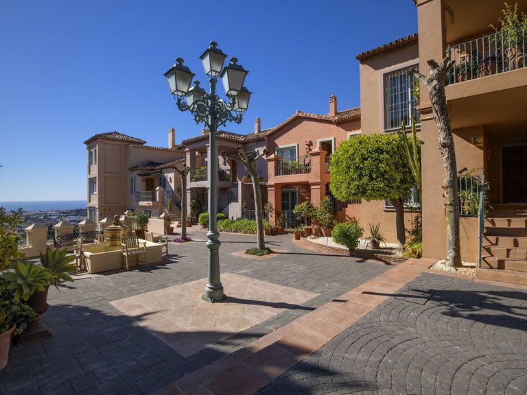Apartment for Sale in Monte Halcones, Malaga 2