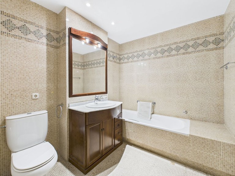 Apartment for Sale in Estepona, Malaga 12
