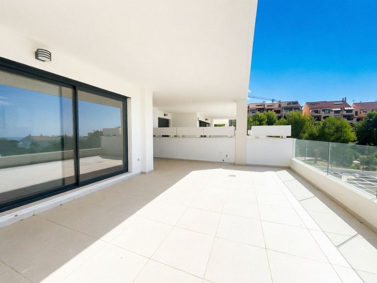 Apartment for Sale in Benalmadena, Malaga 2