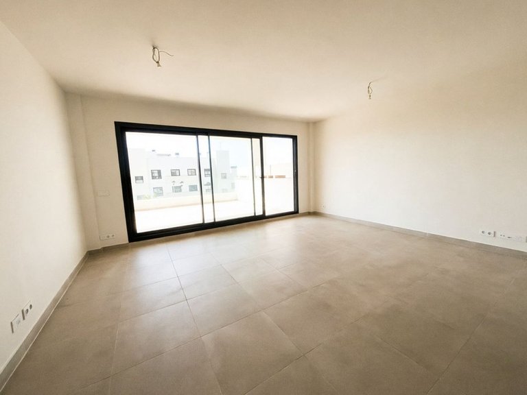 Apartment for Sale in Benalmadena, Malaga 7