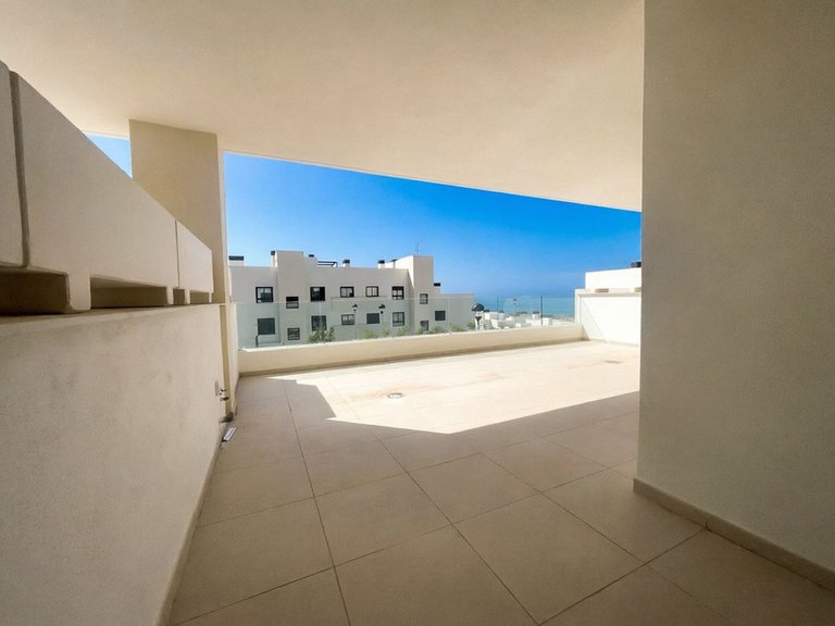 Apartment for Sale in Benalmadena, Malaga 9
