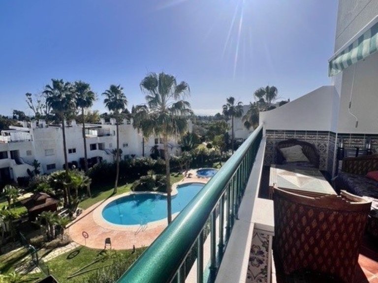 Apartment for Sale in San Pedro De Alcántara, Malaga 24