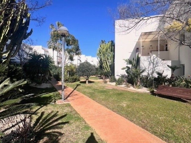 Apartment for Sale in San Pedro De Alcántara, Malaga 27