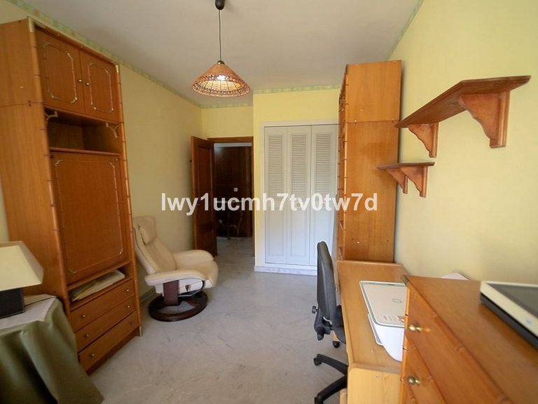 Apartment for Sale in Cerrado De Calderón, Malaga 20