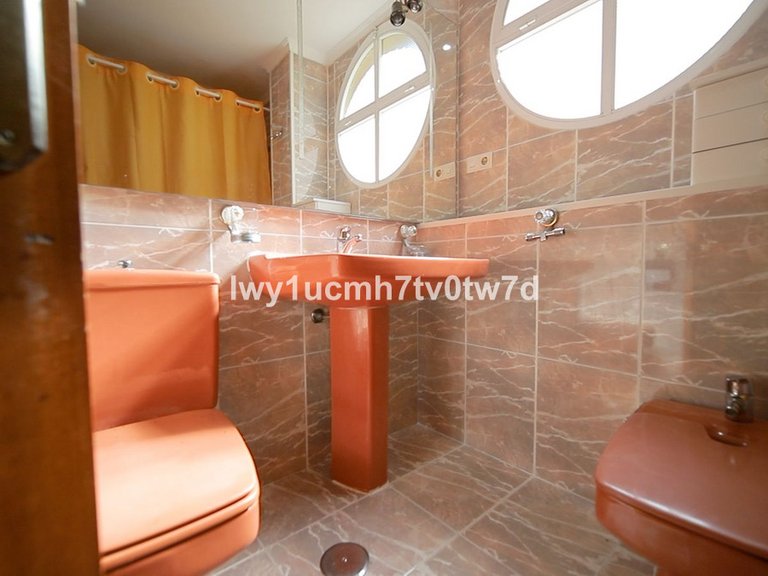 Apartment for Sale in Cerrado De Calderón, Malaga 23