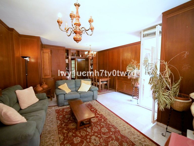 Apartment for Sale in Cerrado De Calderón, Malaga 27