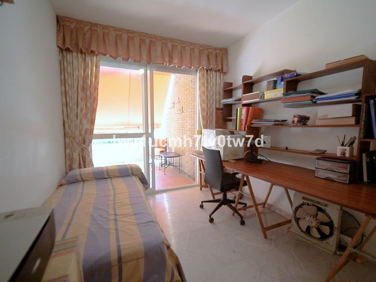 Apartment for Sale in Cerrado De Calderón, Malaga 29