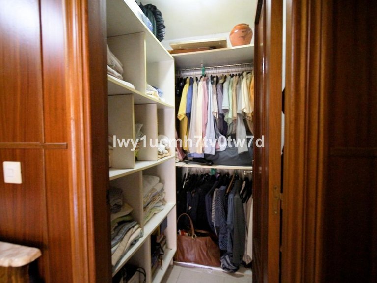 Apartment for Sale in Cerrado De Calderón, Malaga 33