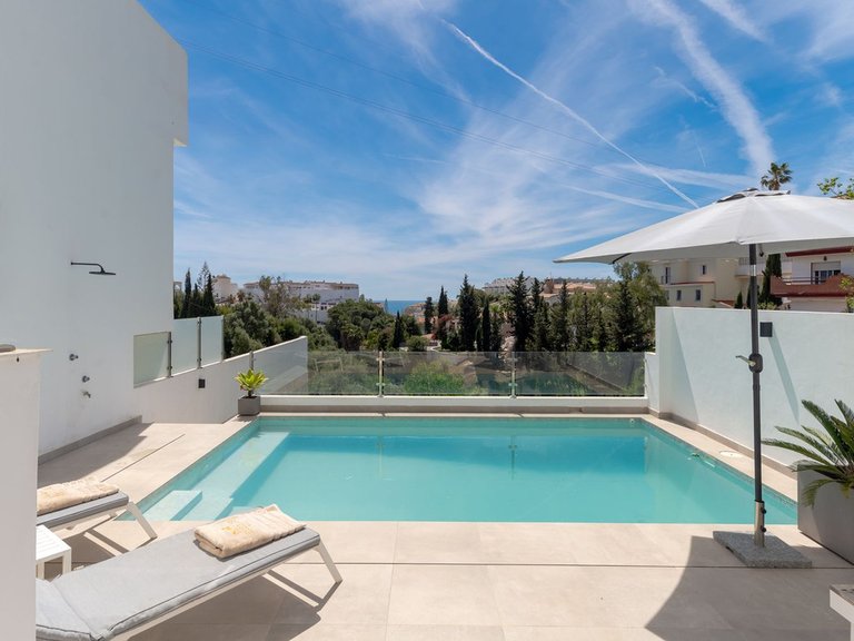 Town House for Sale in Torreblanca, Malaga 1