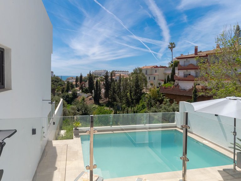 Town House for Sale in Torreblanca, Malaga 10