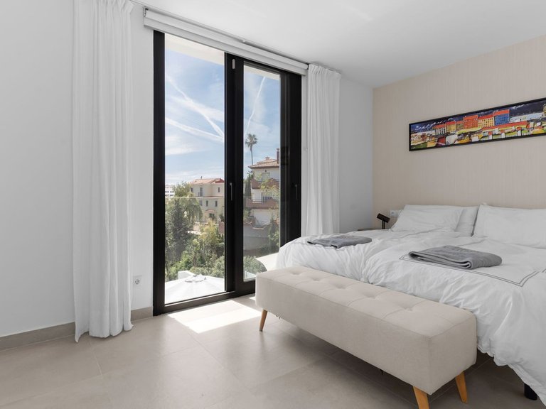 Town House for Sale in Torreblanca, Malaga 15