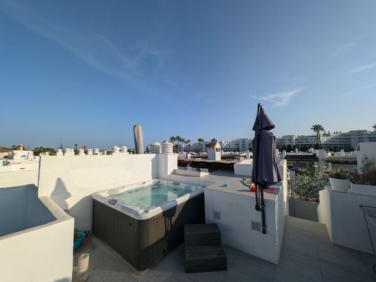 Villa for Sale in San Pedro De Alcántara, Malaga 24