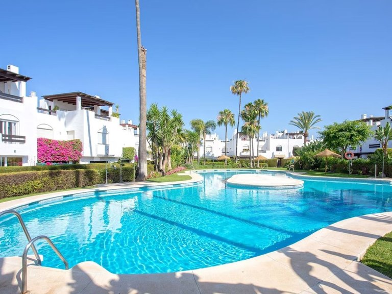 Villa for Sale in San Pedro De Alcántara, Malaga 29