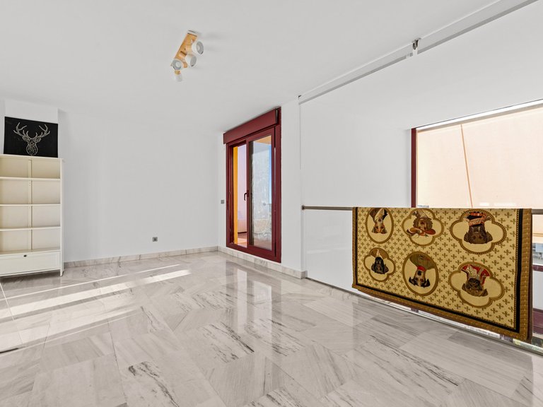 Apartment for Sale in Estepona, Malaga 8