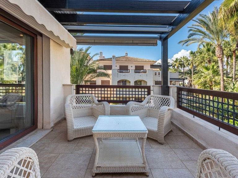 Apartment for Sale in Nueva Andalucía, Malaga 6