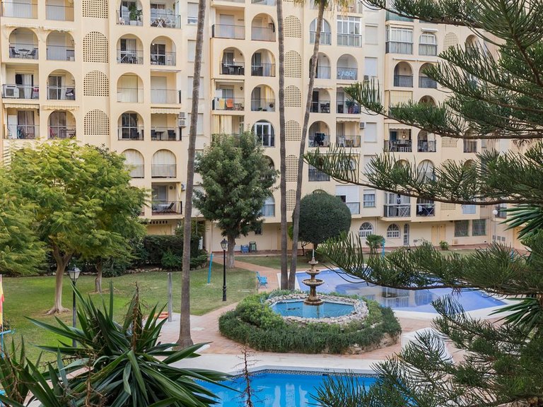 Apartment for Sale in Fuengirola, Malaga 43
