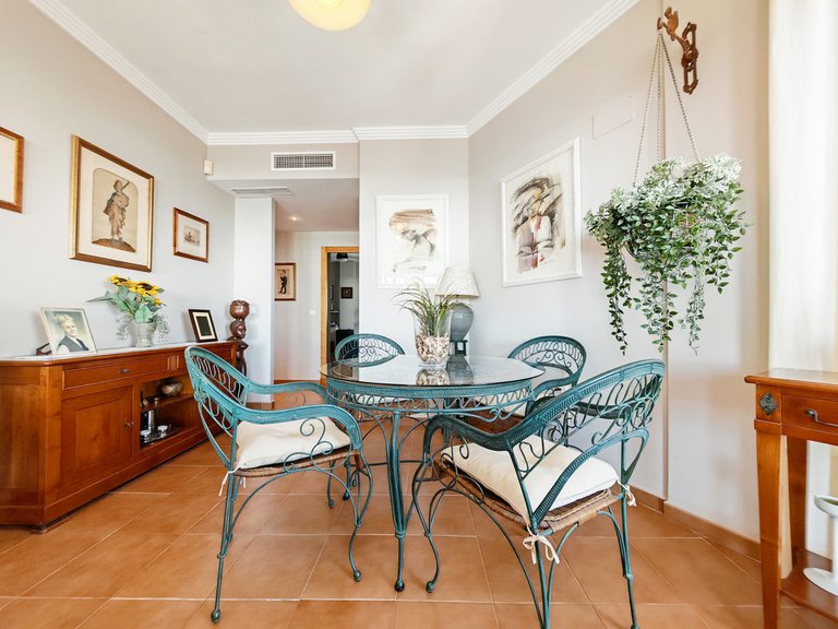 Apartment for Sale in Calahonda, Malaga 6