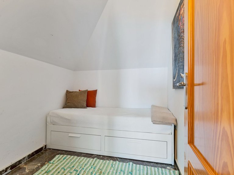 Penthouse for Sale in Carvajal, Malaga 21