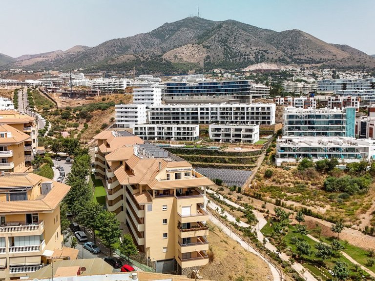 Penthouse for Sale in Carvajal, Malaga 28