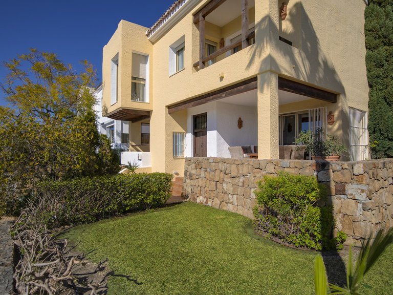 Villa for Sale in Benahavís, Malaga 1