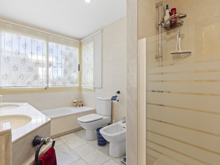 Villa for Sale in Benahavís, Malaga 19