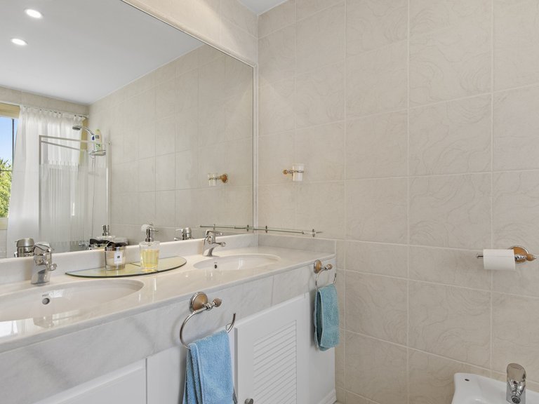 Villa for Sale in Benahavís, Malaga 22