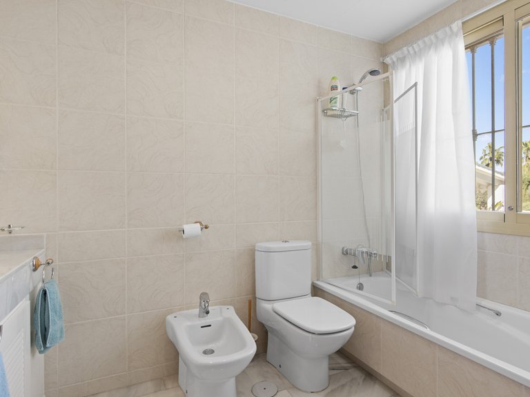 Villa for Sale in Benahavís, Malaga 24