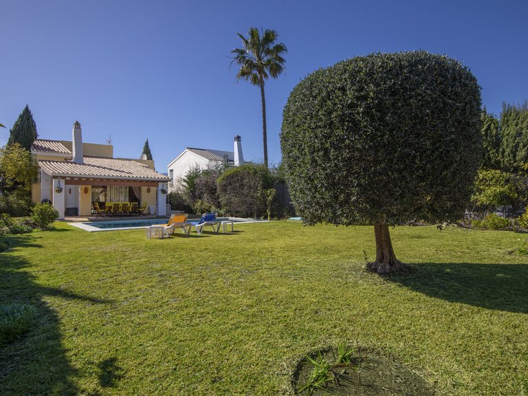 Villa for Sale in Benahavís, Malaga 3