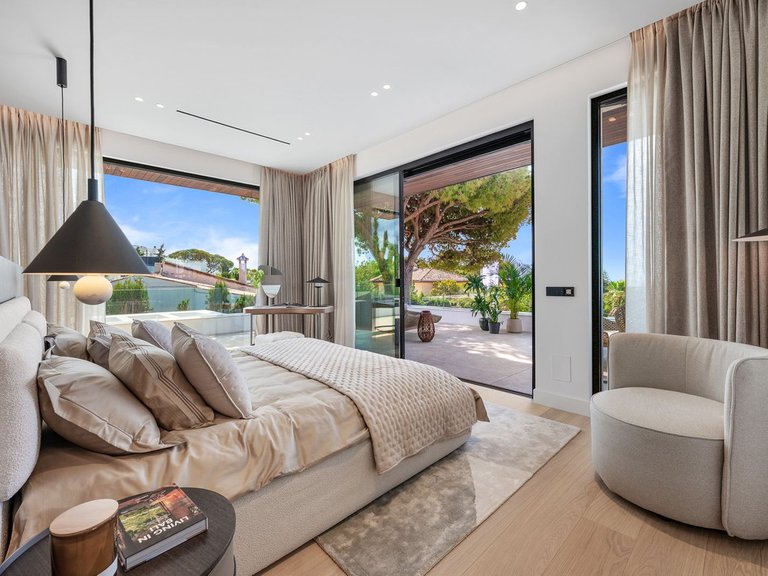 Villa for Sale in Marbesa, Malaga 12