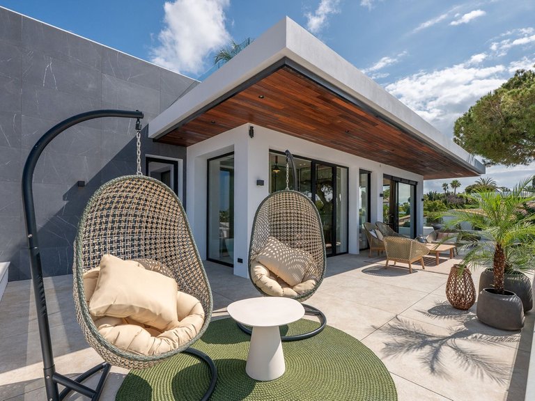 Villa for Sale in Marbesa, Malaga 17