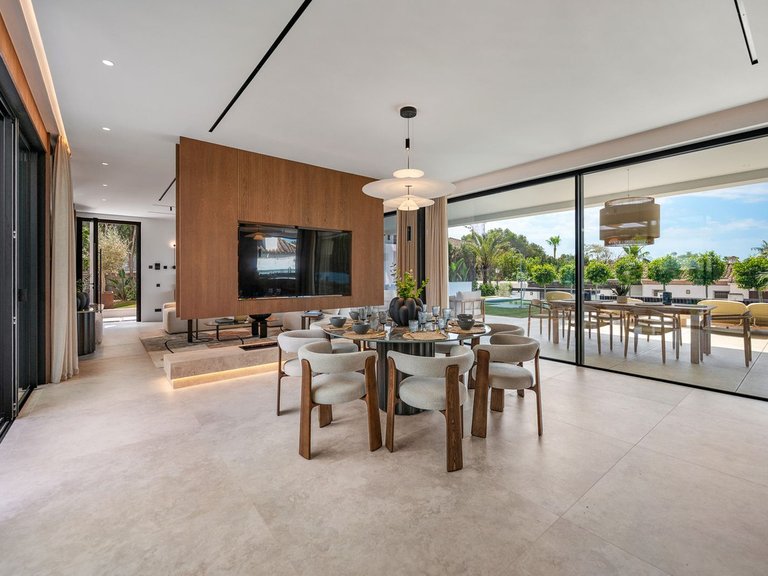 Villa for Sale in Marbesa, Malaga 57