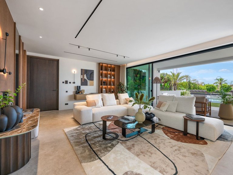 Villa for Sale in Marbesa, Malaga 59