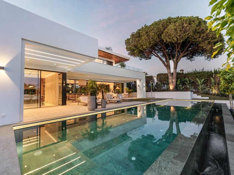 Villa for Sale in Marbesa, Malaga 71
