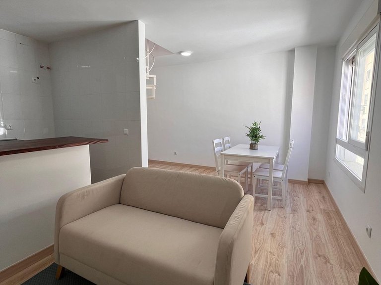 Apartment for Sale in Málaga, Malaga 17