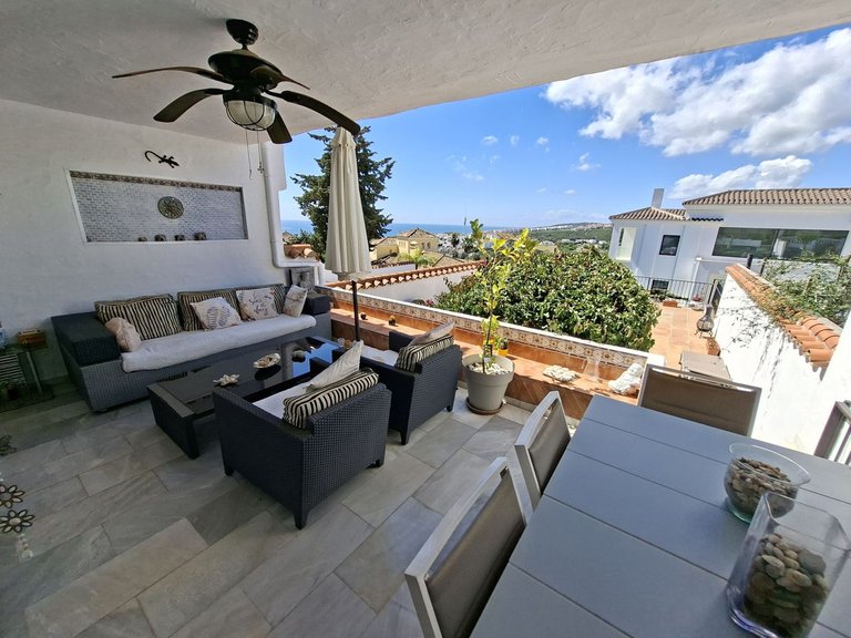 Villa for Sale in La Duquesa, Malaga 10