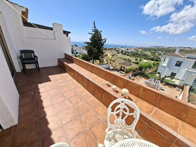 Villa for Sale in La Duquesa, Malaga 12