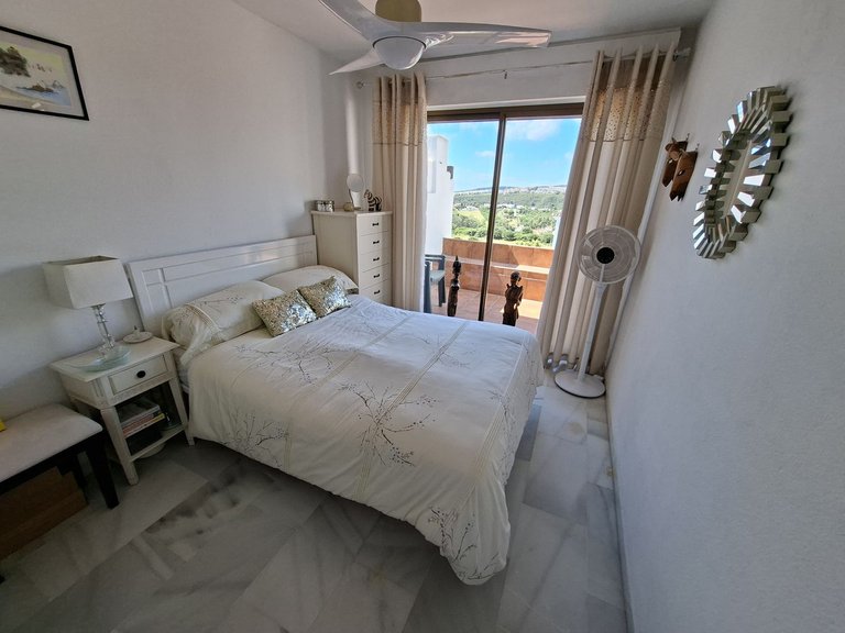 Villa for Sale in La Duquesa, Malaga 15