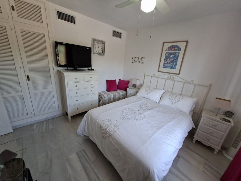 Villa for Sale in La Duquesa, Malaga 24