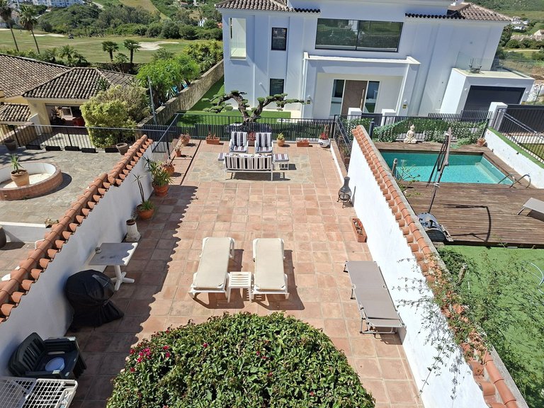 Villa for Sale in La Duquesa, Malaga 3