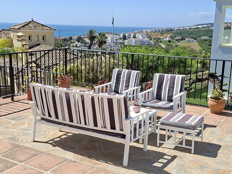 Villa for Sale in La Duquesa, Malaga 6