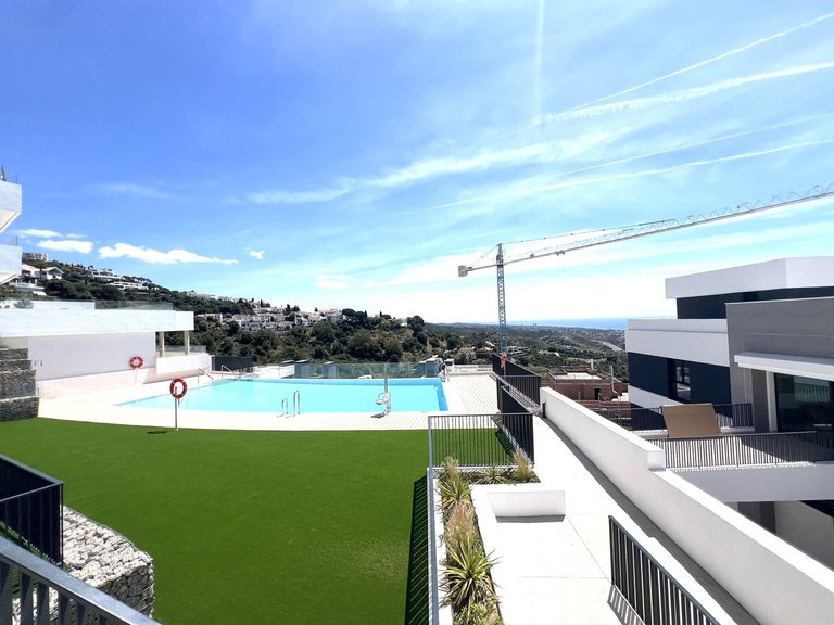 Apartment for Sale in Altos De Los Monteros, Malaga 15