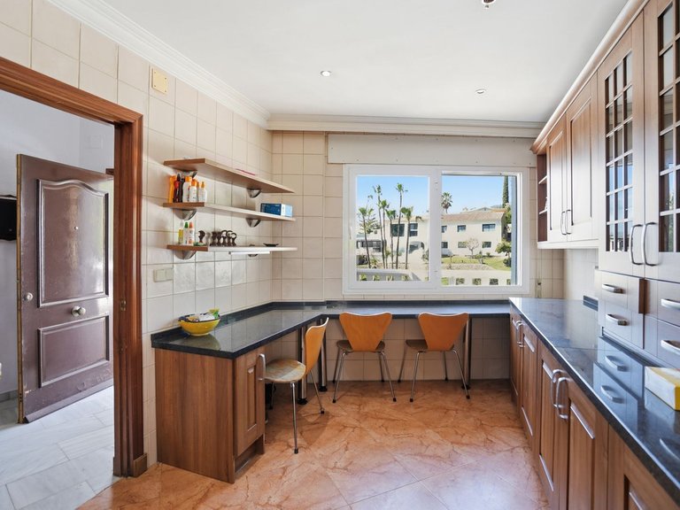 Villa for Sale in Benalmadena, Malaga 13