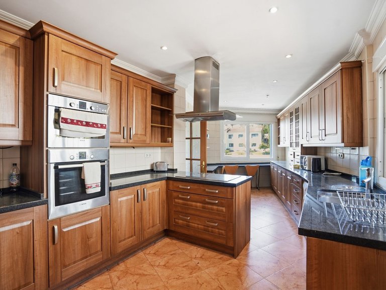 Villa for Sale in Benalmadena, Malaga 14
