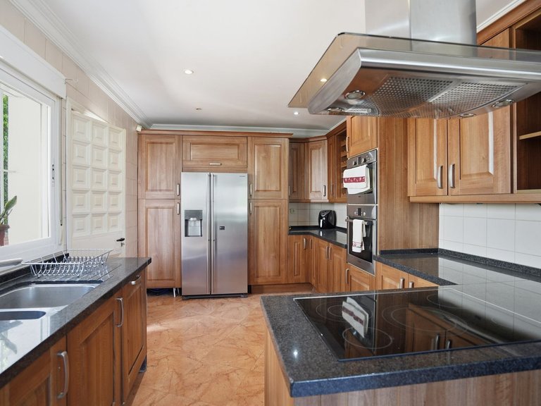 Villa for Sale in Benalmadena, Malaga 15