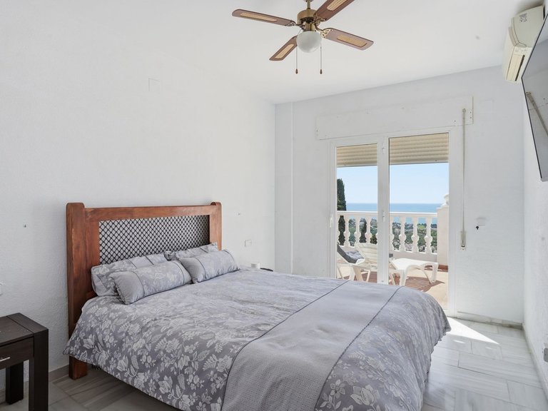 Villa for Sale in Benalmadena, Malaga 19