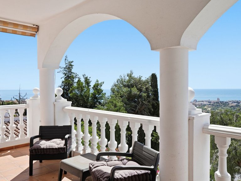 Villa for Sale in Benalmadena, Malaga 3